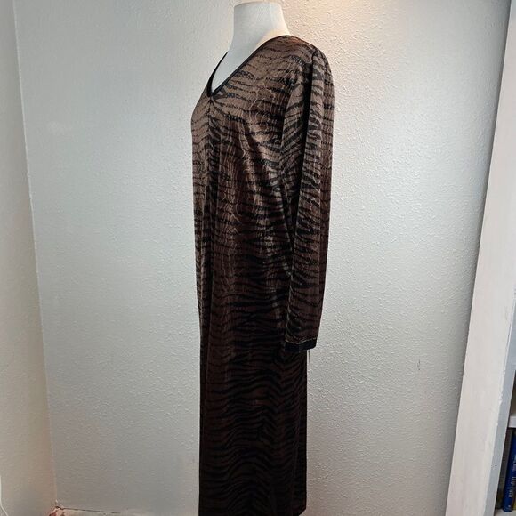 NWT Jasmine Rose Signature Animal Print Robe - Picture 3 of 11
